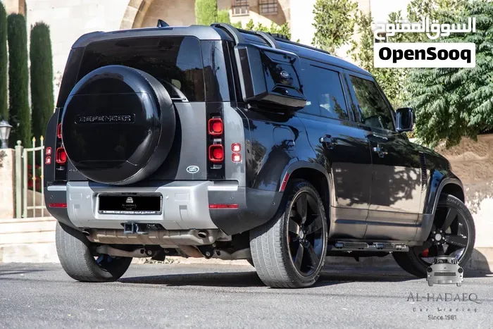 Land Rover Defender 2021 photo 3
