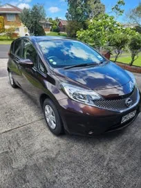 Nissan Note 2014 photo 2