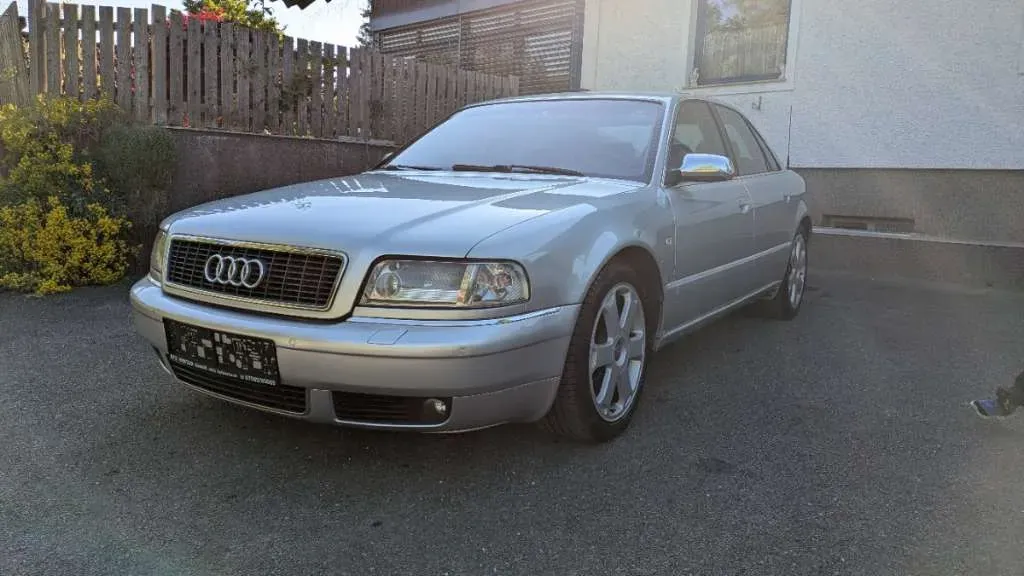 Audi A8
