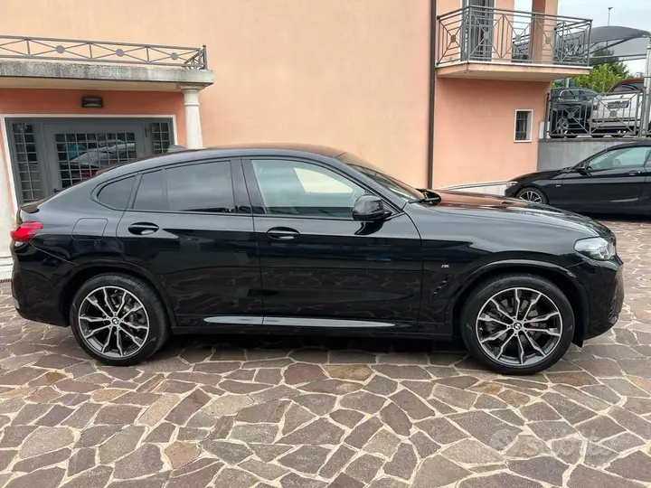 BMW X4 2022 photo 2