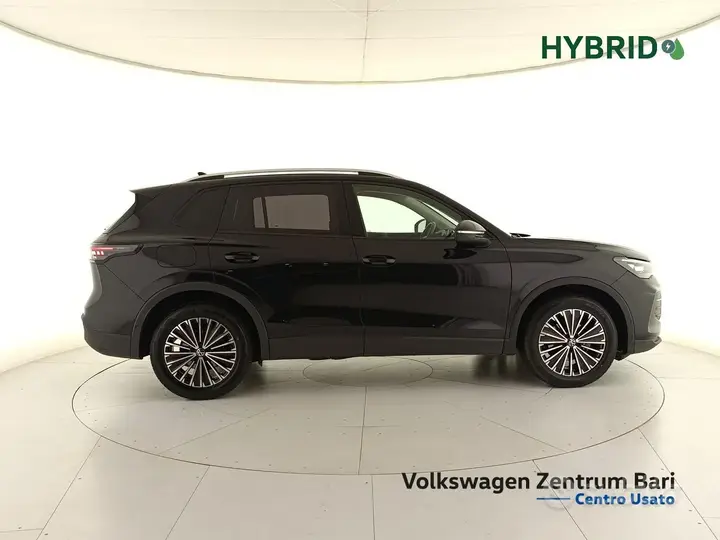 Volkswagen Tiguan 2024 photo 5