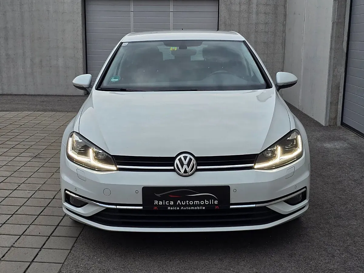 Volkswagen Golf 2017 photo 2