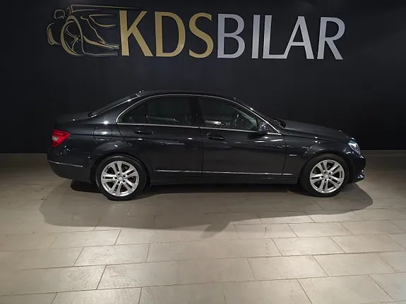 Mercedes-Benz C220 2012 photo 4