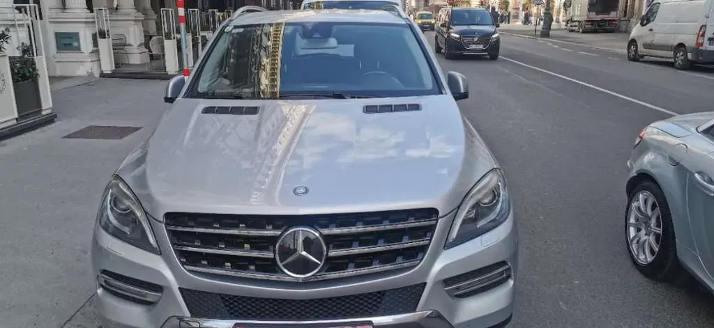 Mercedes-Benz M-Class 2013 photo 2