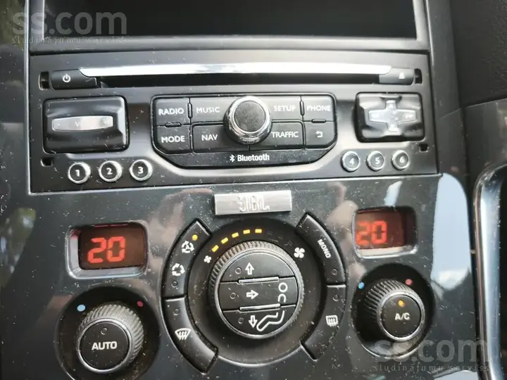 Peugeot 3008 2015 photo 5