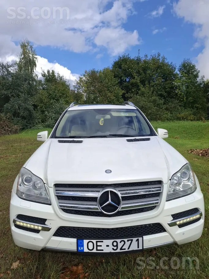 Mercedes-Benz Gl350 2012 photo 2