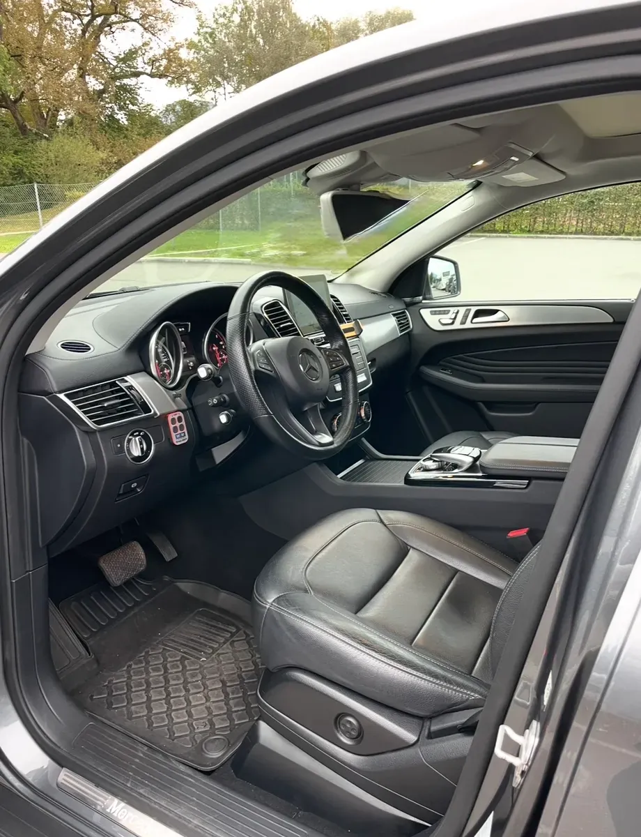 Mercedes-Benz Gle-Class 2017 photo 3
