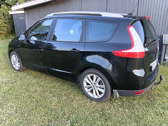 Renault Grand Scenic 2015 photo 3