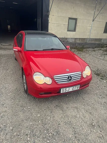 Mercedes-Benz C200