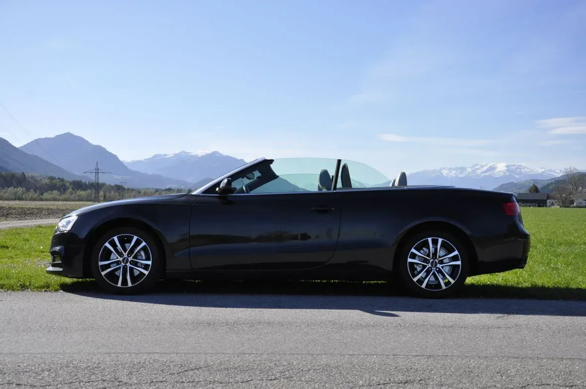 Audi A5 2012 photo 3