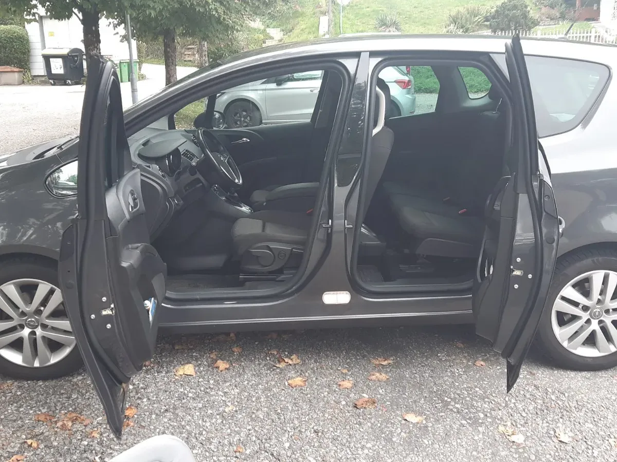 Opel Meriva 2011 photo 3