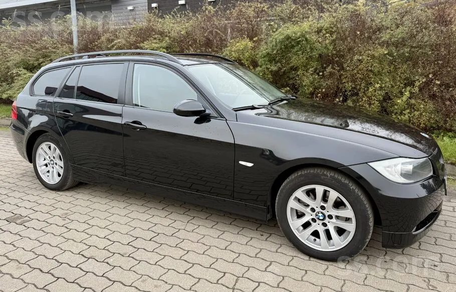 BMW 318 2007 photo 5