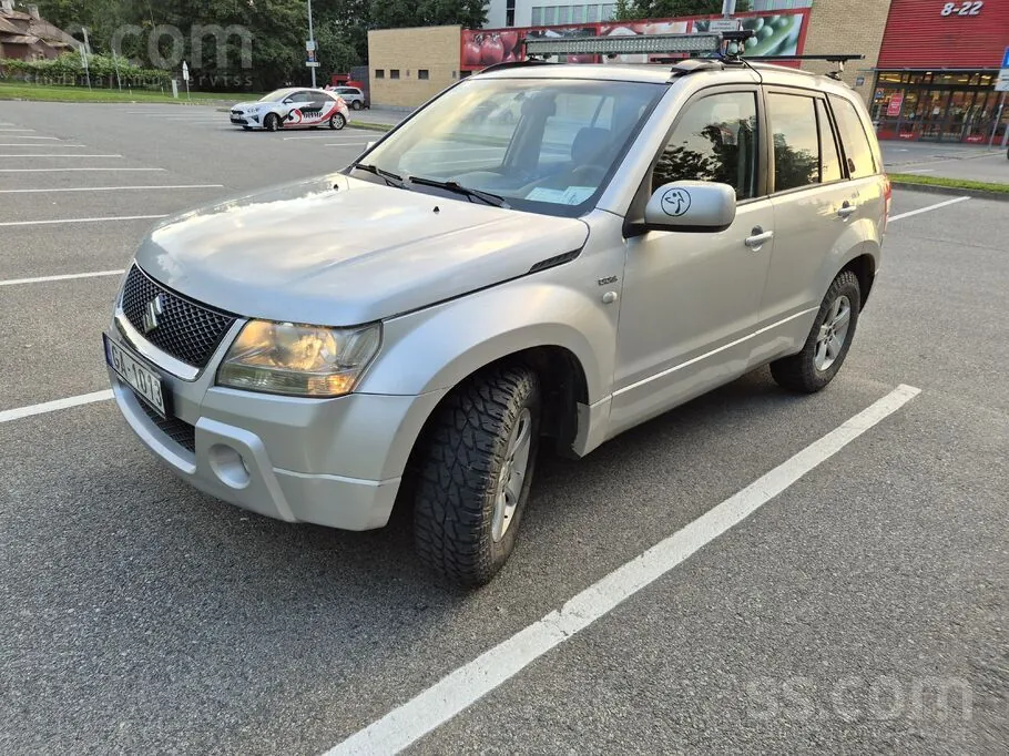 Suzuki Grand Vitara 2006 photo 2