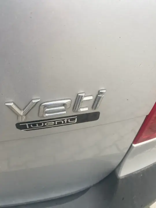 Skoda Yeti 2012 photo 3