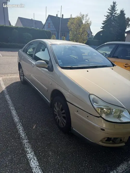 Citroen C5 2004 photo 2