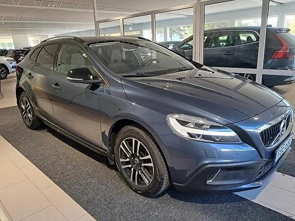 Volvo V40 Cross Country 2017 photo 3