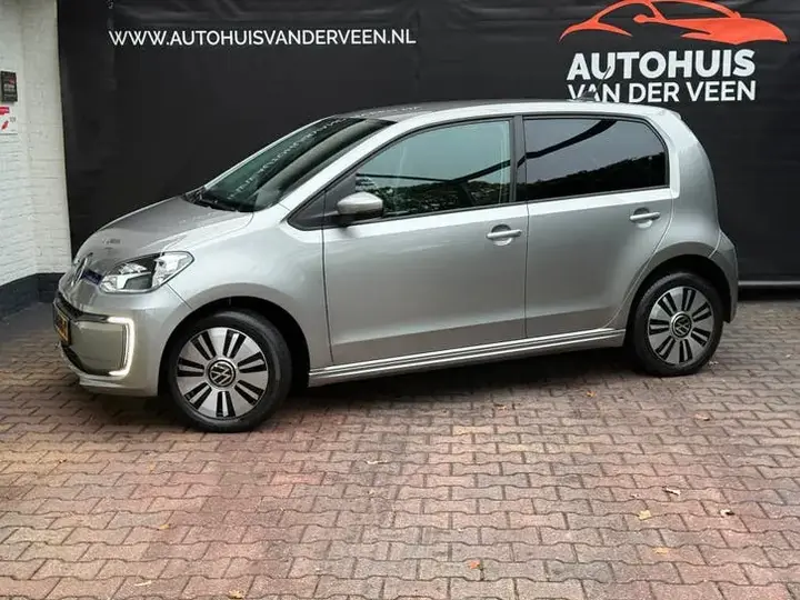 Volkswagen Up 2022 photo 3