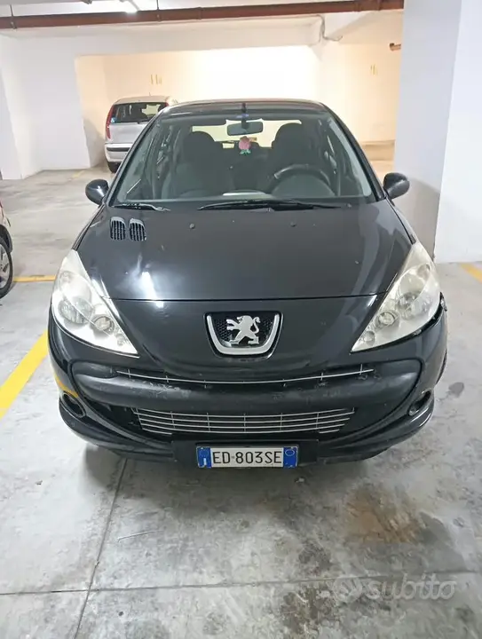 Peugeot 206 2010 photo 4