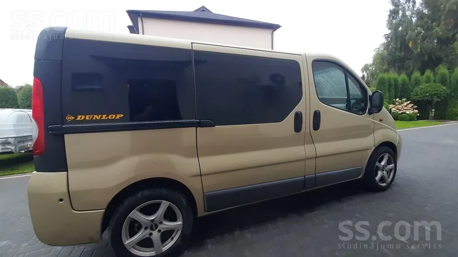Renault Trafic 2005 photo 4