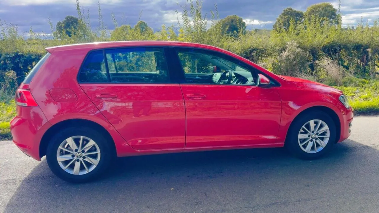 Volkswagen Golf 2013 photo 2
