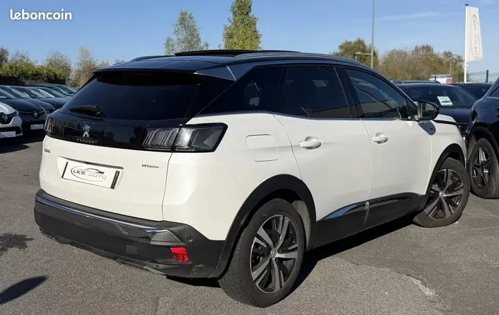 Peugeot 3008 2021 photo 2