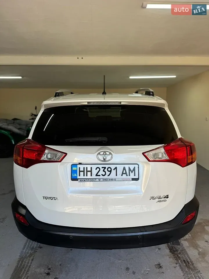 Toyota Rav4 2013 photo 4