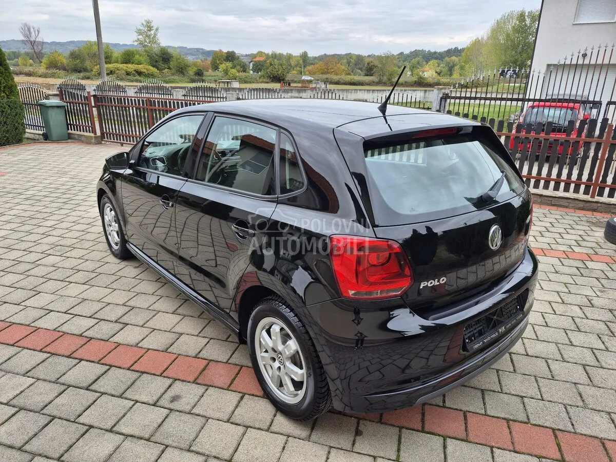 Volkswagen Polo 2012 photo 4