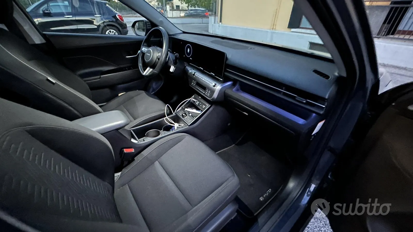 Hyundai Kona 2023 photo 2
