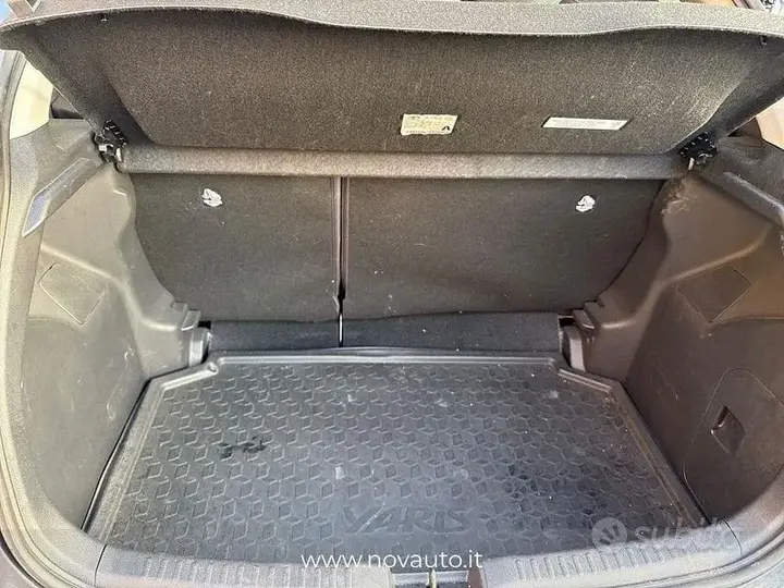 Toyota Yaris 2022 photo 5