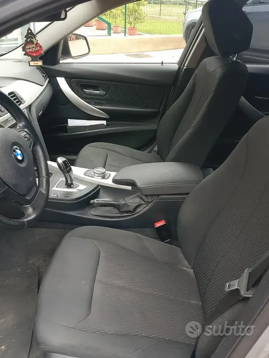 BMW 320 2019 photo 5
