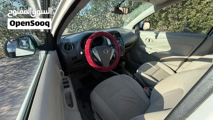 Nissan Sunny 2016 photo 2