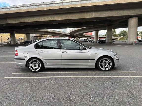 BMW 320I 2004 photo 4