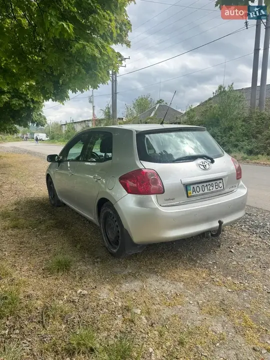 Toyota Auris 2008 photo 3