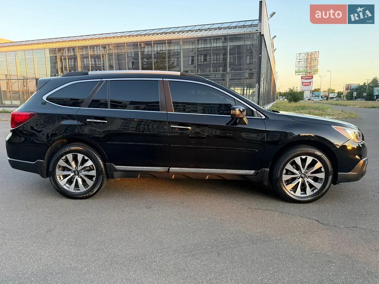 Subaru Outback 2017 photo 4