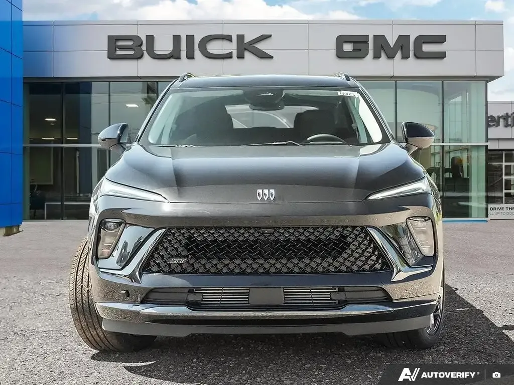 Buick Envision 2026 photo 2