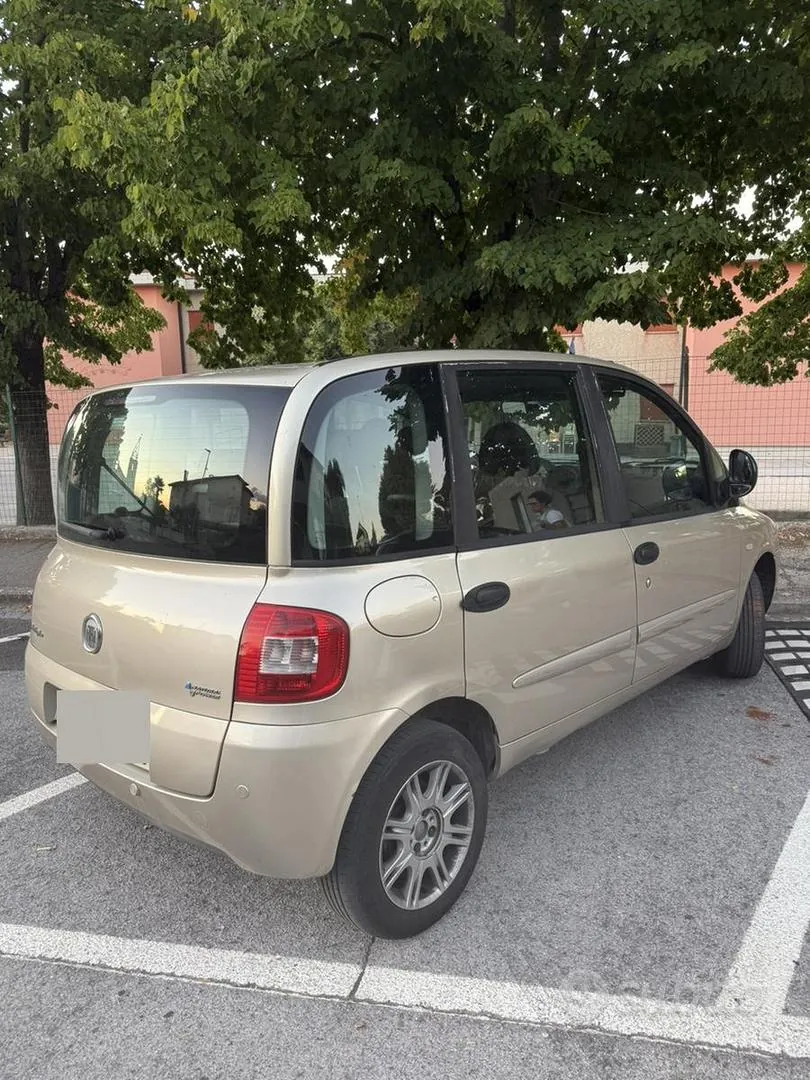 Fiat Multipla 2009 photo 2