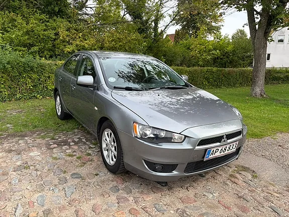 Mitsubishi Lancer 2014 photo 2