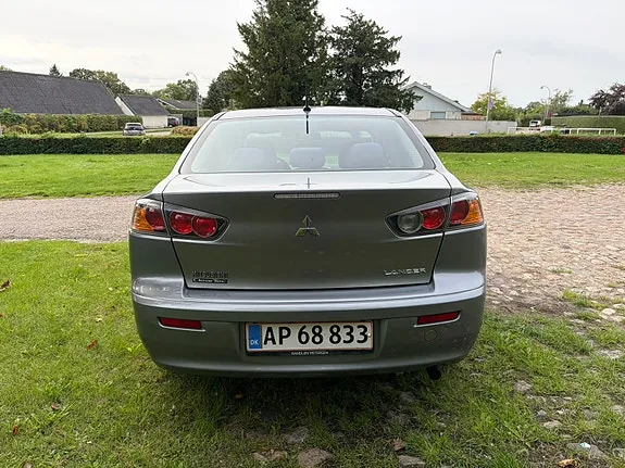 Mitsubishi Lancer 2014 photo 5