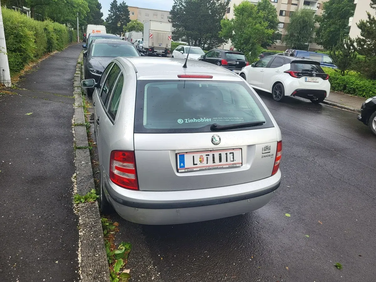 Skoda Fabia 2003 photo 2