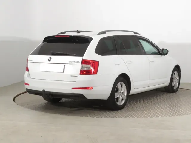 Skoda Octavia 2014 photo 4