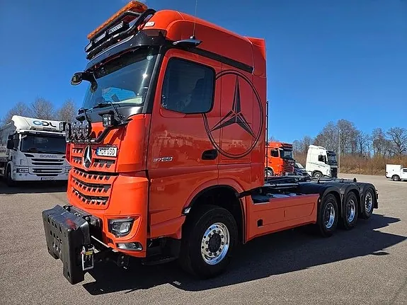 Mercedes-Benz Arocs 3758