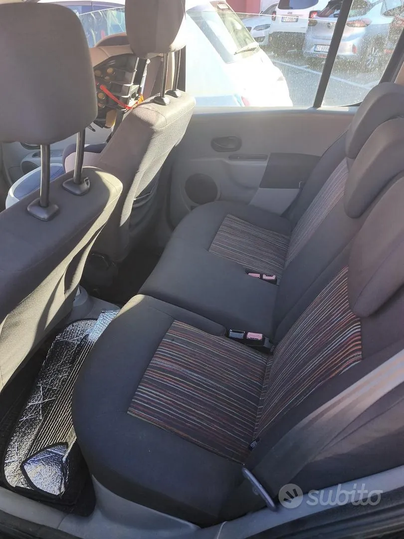 Renault Modus 2008 photo 5