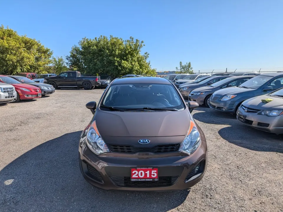 Kia Rio 2015 photo 2
