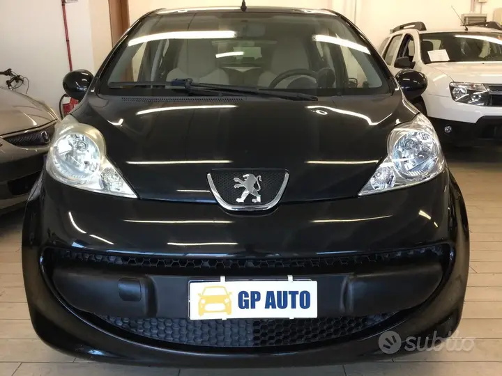 Peugeot 107 2006 photo 3