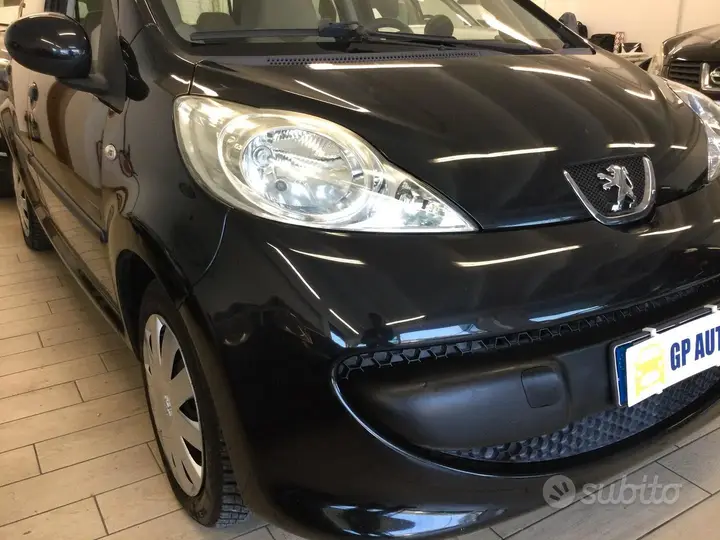 Peugeot 107 2006 photo 5