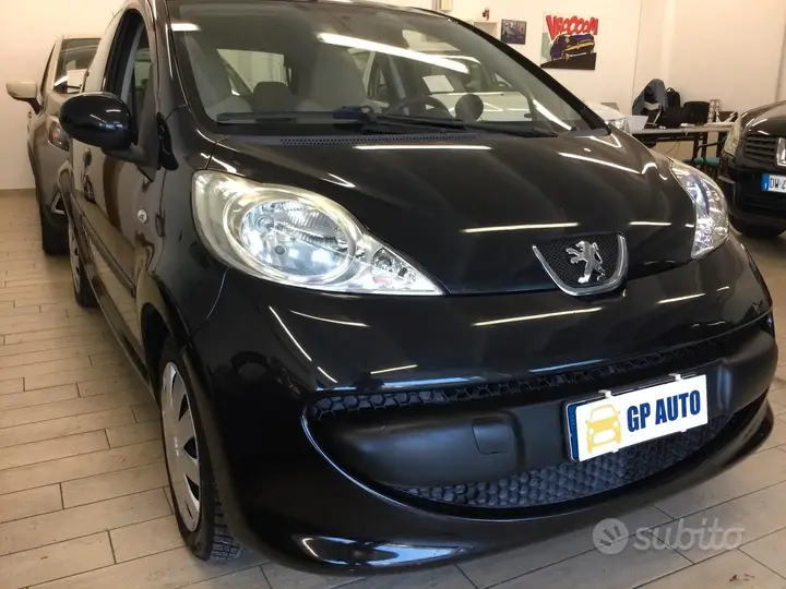 Peugeot 107 2006 photo 4
