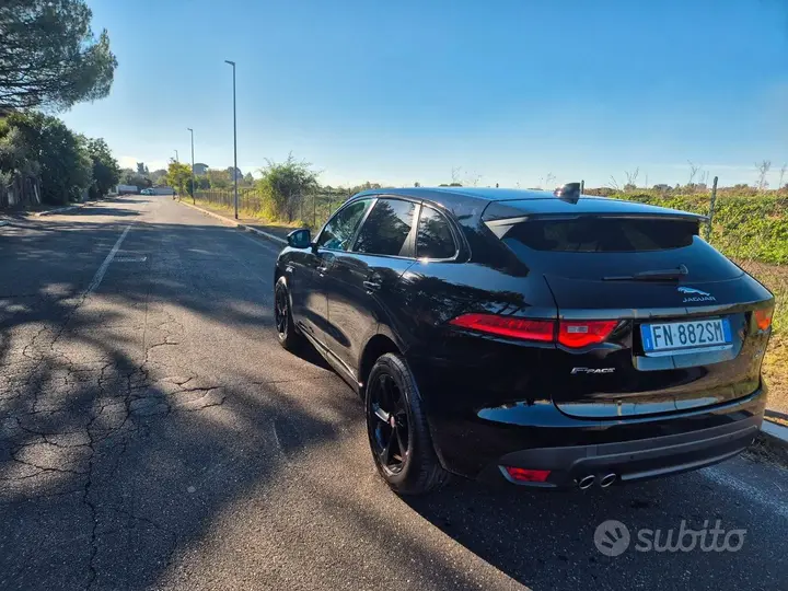 Jaguar F-Pace 2018 photo 4