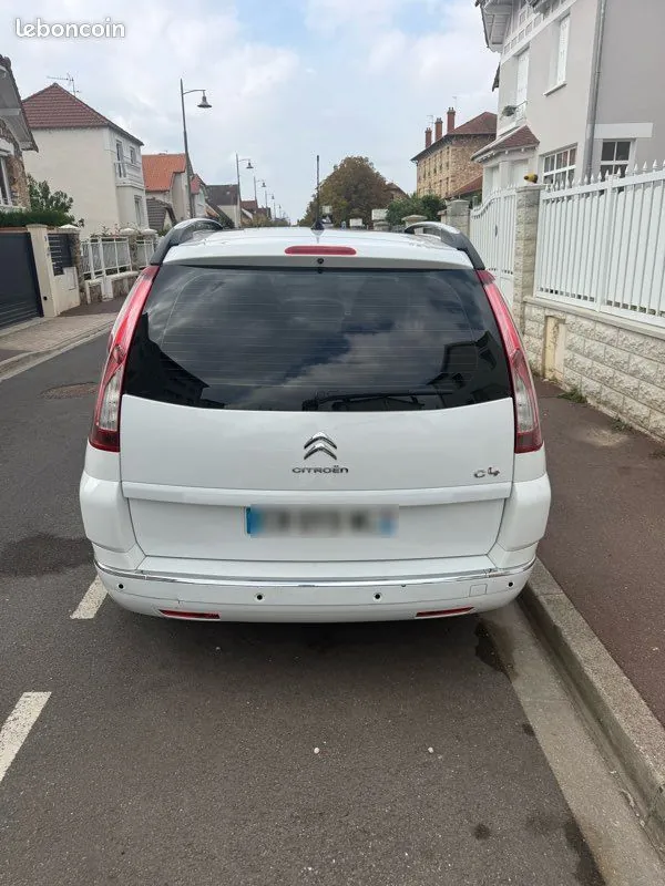 Citroen C4 Picasso 2012 photo 3