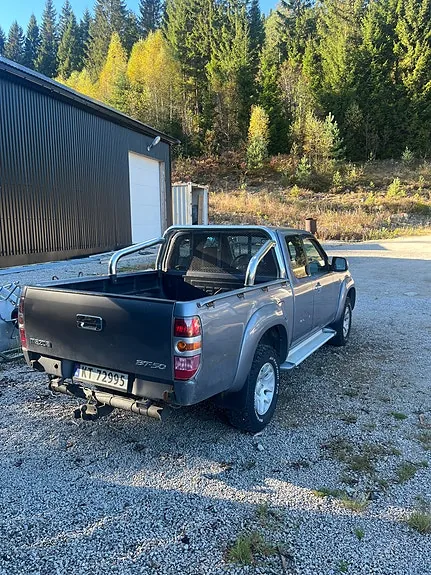 Mazda Bt-50 2007 photo 5