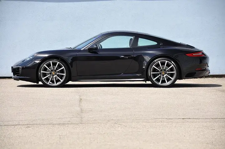 Porsche 911 Carrera 2016 photo 2